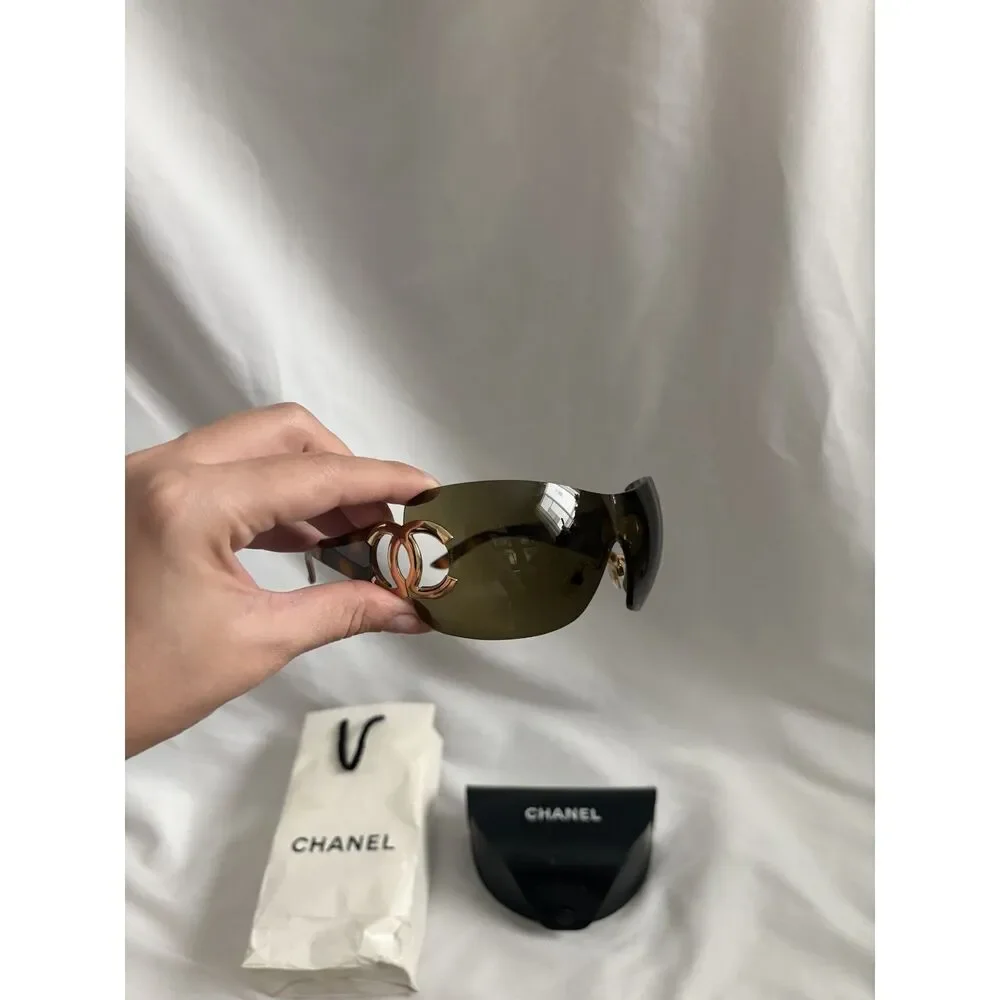 Vintage Chanel Brown Oversized Shield Sunglasses Y2K Interlocking CC Logo 2000s